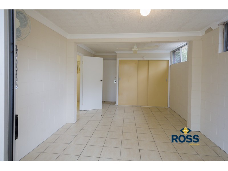 18 Valencia Street, Kirwan QLD 4817