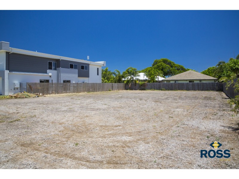 69 River Boulevard, Idalia QLD 4811