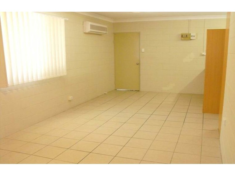 4/18 Kitchener Road, Pimlico QLD 4812