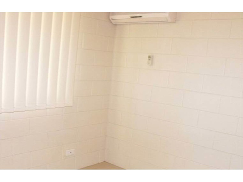 4/18 Kitchener Road, Pimlico QLD 4812