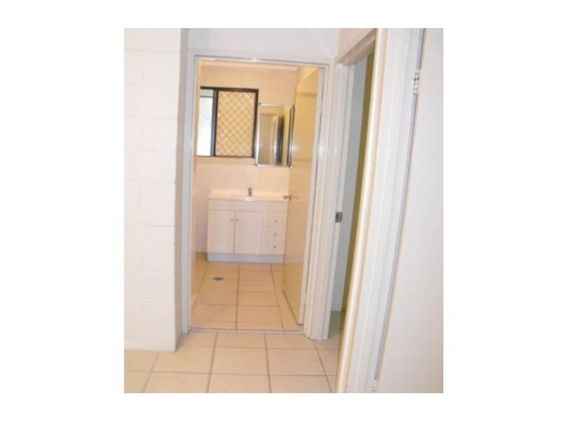 4/18 Kitchener Road, Pimlico QLD 4812