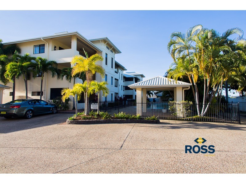 25/18-30 Sir Leslie Thiess Drive, Townsville City QLD 4810