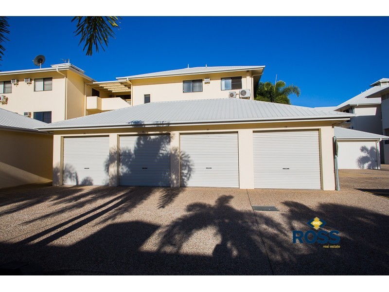 25/18-30 Sir Leslie Thiess Drive, Townsville City QLD 4810