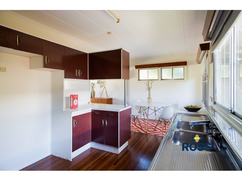 3 Mary Street, West End QLD 4810