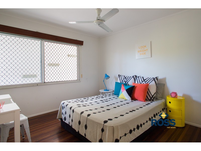 3 Mary Street, West End QLD 4810