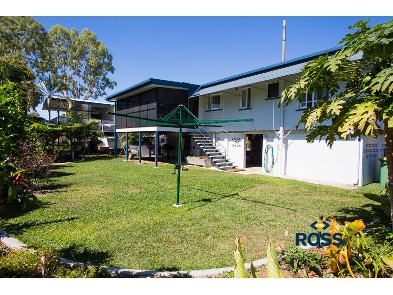 9 Carlisle Street, Cranbrook QLD 4814