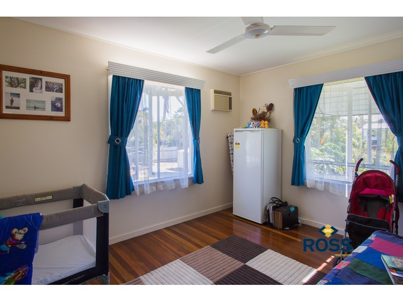 9 Carlisle Street, Cranbrook QLD 4814