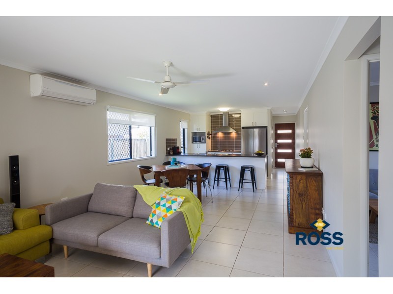 15 Crake Circuit, Oonoonba QLD 4811