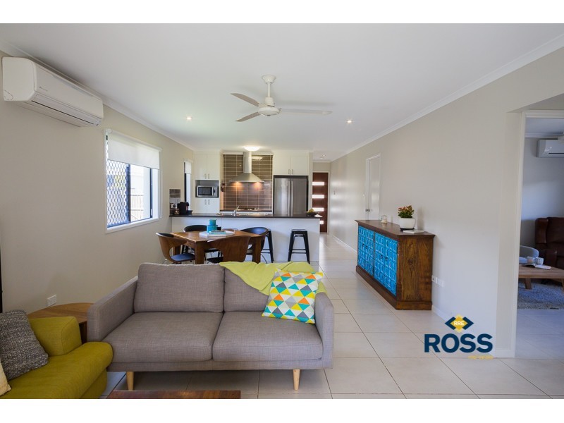 15 Crake Circuit, Oonoonba QLD 4811