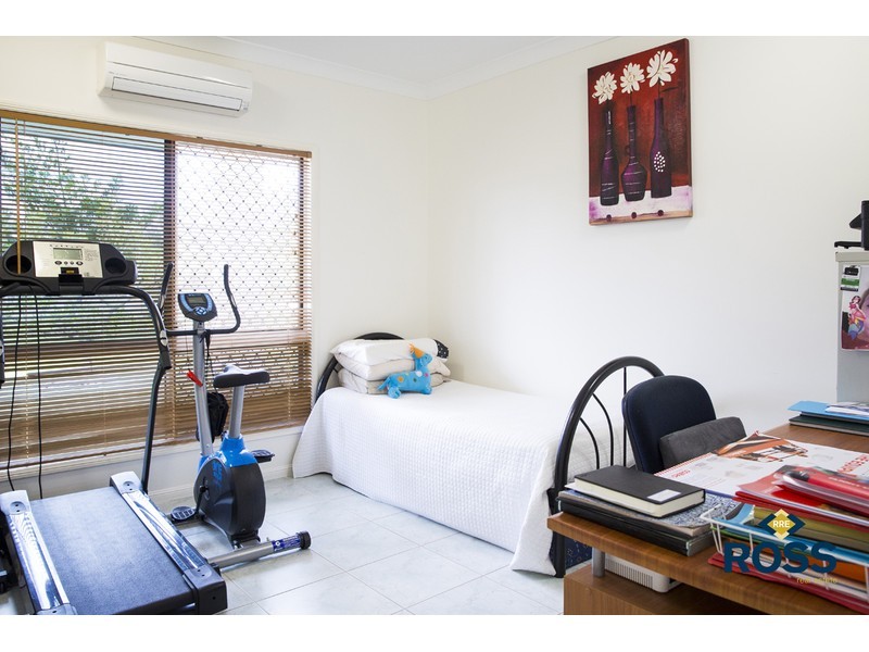 80 Dunlop Street, Kelso QLD 4815