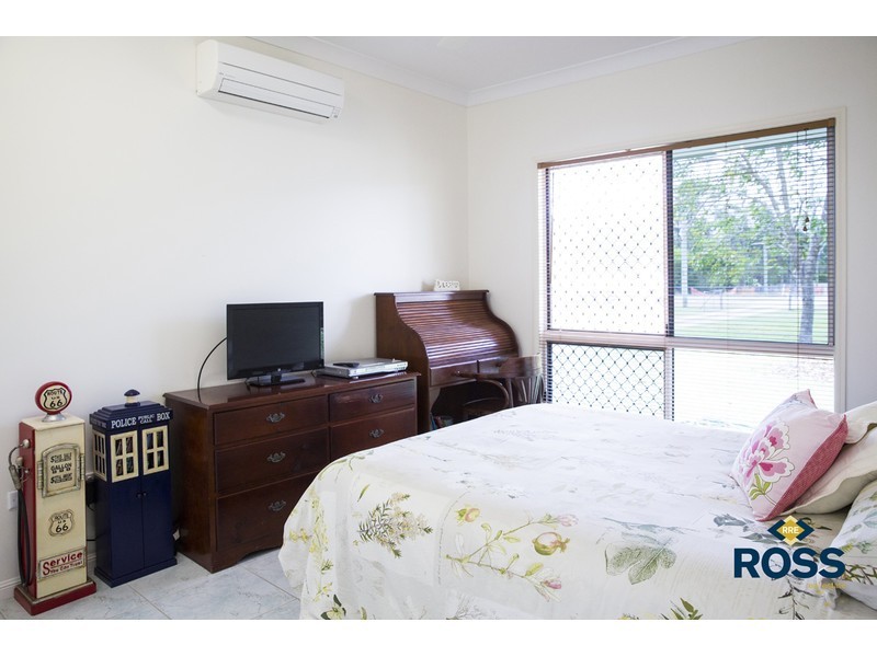 80 Dunlop Street, Kelso QLD 4815