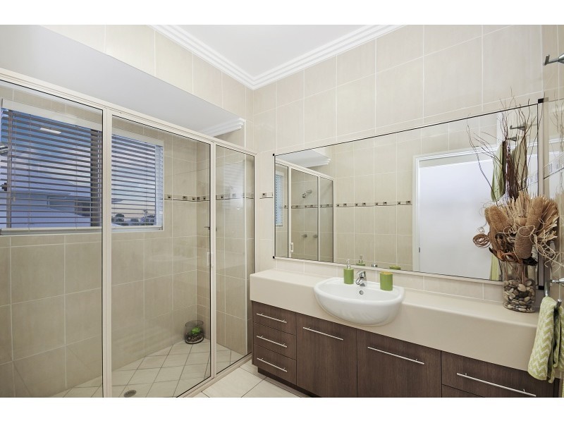 14 Stirling Drive, Castle Hill QLD 4810