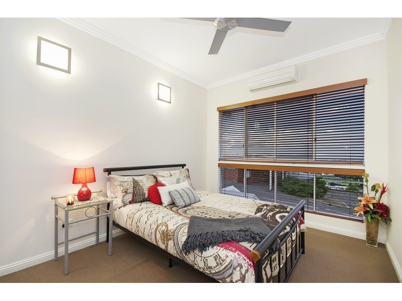 14 Stirling Drive, Castle Hill QLD 4810