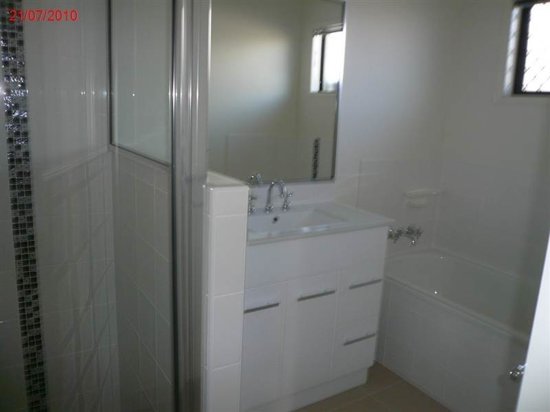 9 Skardon Place, Kelso QLD 4815