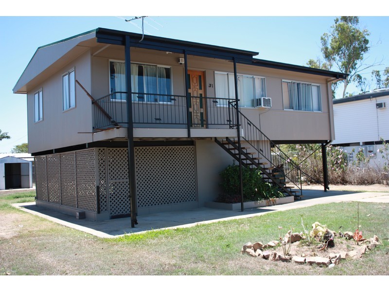 31 Samantha Street, Kelso QLD 4815