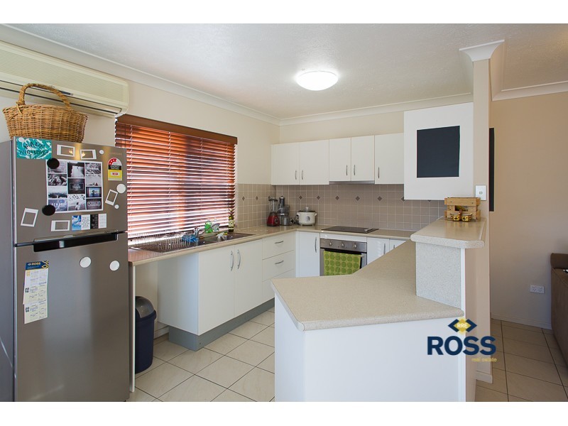 4/130 Eyre Street, North Ward QLD 4810