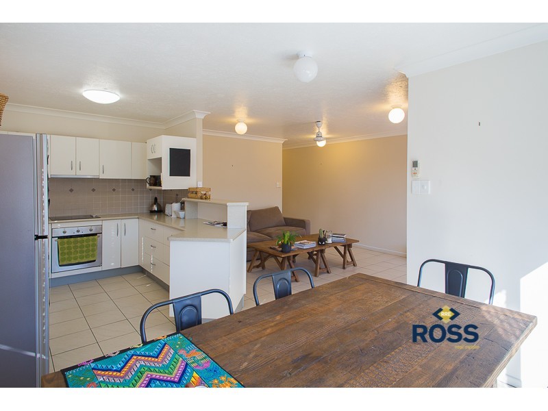 4/130 Eyre Street, North Ward QLD 4810