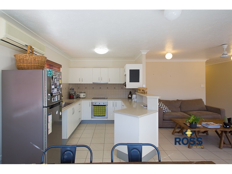 4/130 Eyre Street, North Ward QLD 4810