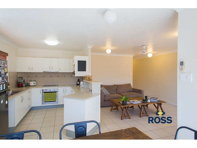 4/130 Eyre Street, North Ward QLD 4810