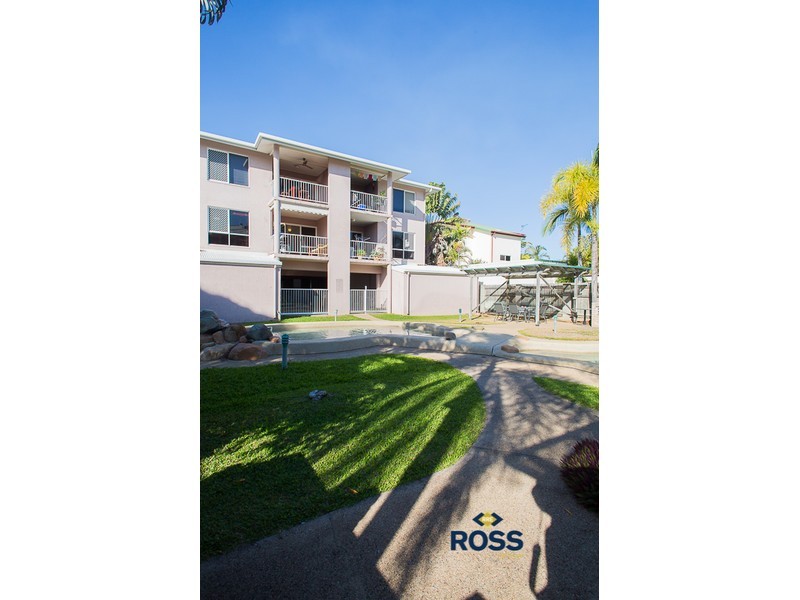 4/130 Eyre Street, North Ward QLD 4810