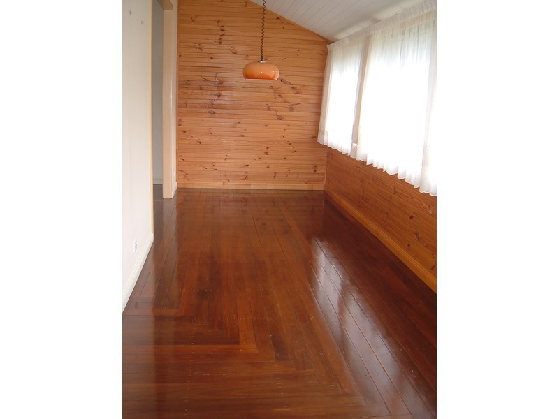 28 Percy Street, West End QLD 4810