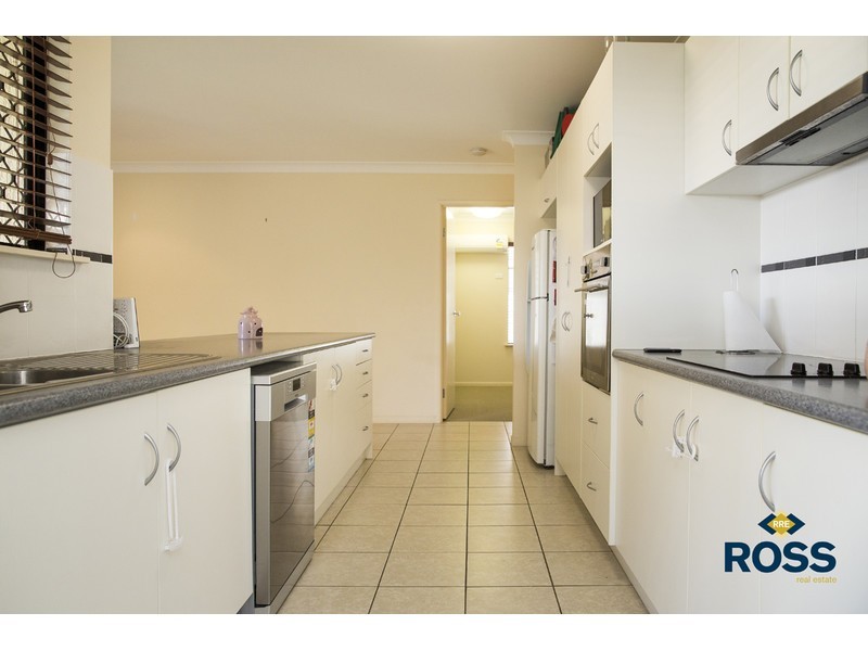 10 Johnlan Avenue, Bohle Plains QLD 4817