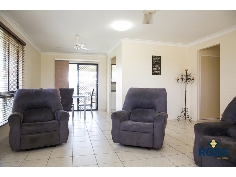 10 Johnlan Avenue, Bohle Plains QLD 4817