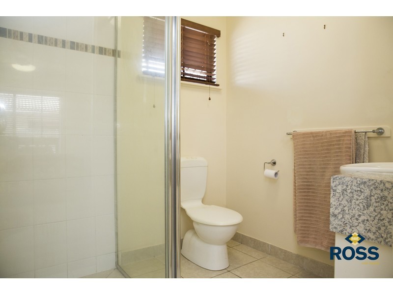 10 Johnlan Avenue, Bohle Plains QLD 4817