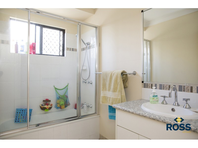 10 Johnlan Avenue, Bohle Plains QLD 4817