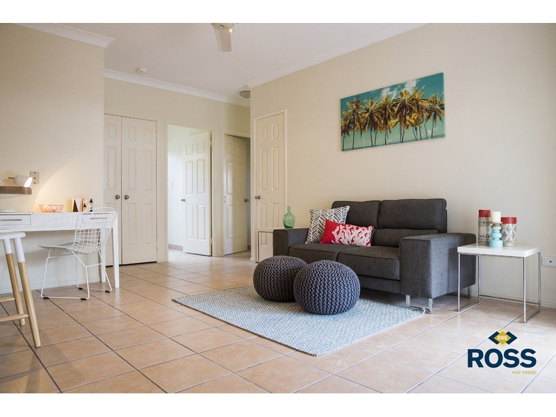 12 Young Circuit, Kirwan QLD 4817