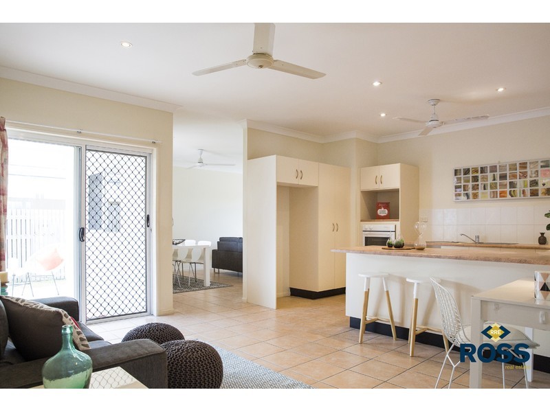 12 Young Circuit, Kirwan QLD 4817
