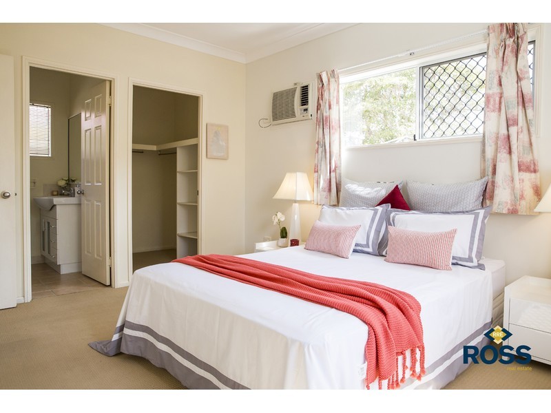 12 Young Circuit, Kirwan QLD 4817