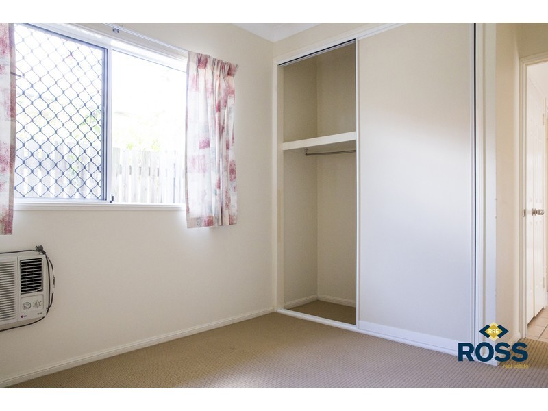 12 Young Circuit, Kirwan QLD 4817
