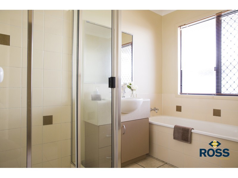 8 Nugent Court, Kirwan QLD 4817