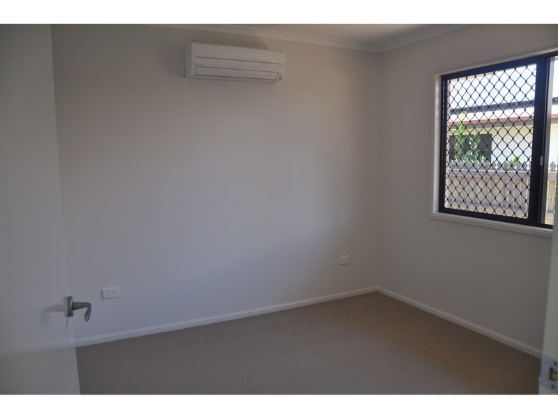 8 Marita Court, Bushland Beach QLD 4818