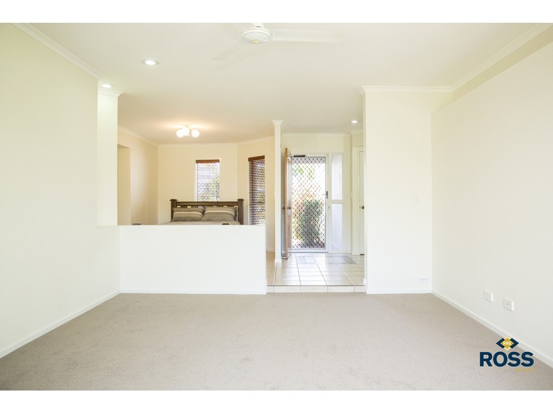 2 Blue Lake Court, Kirwan QLD 4817