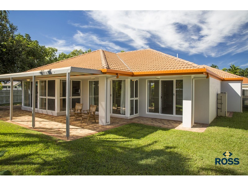 2 Blue Lake Court, Kirwan QLD 4817