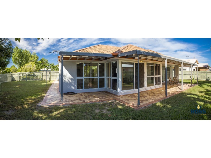 2 Blue Lake Court, Kirwan QLD 4817