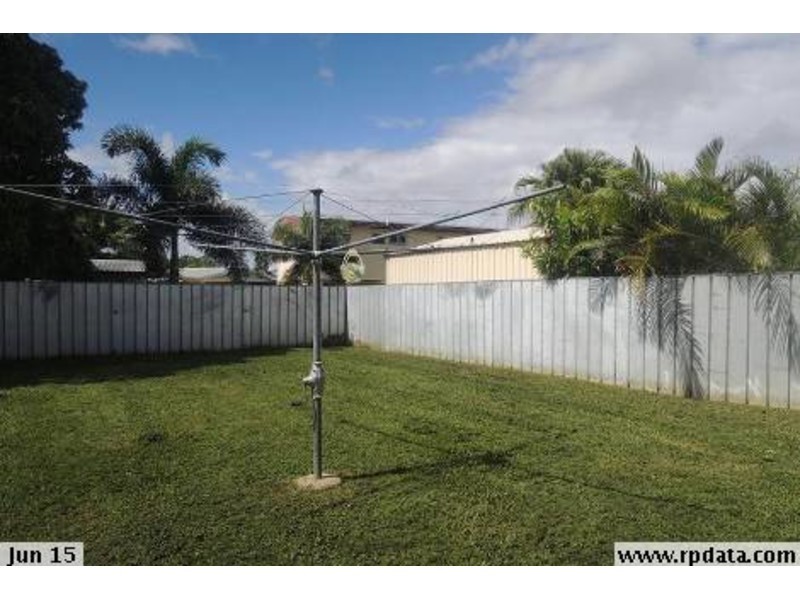 2/3 Glenrock Drive, Rasmussen QLD 4815
