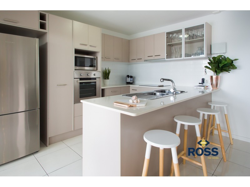 4/28 Landsborough Street, North Ward QLD 4810