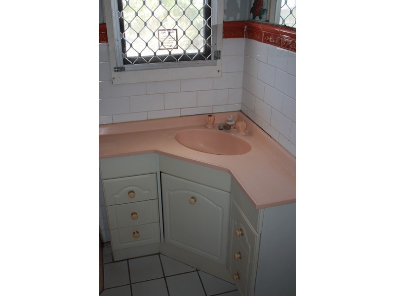 12 Nobel Street, Wulguru QLD 4811