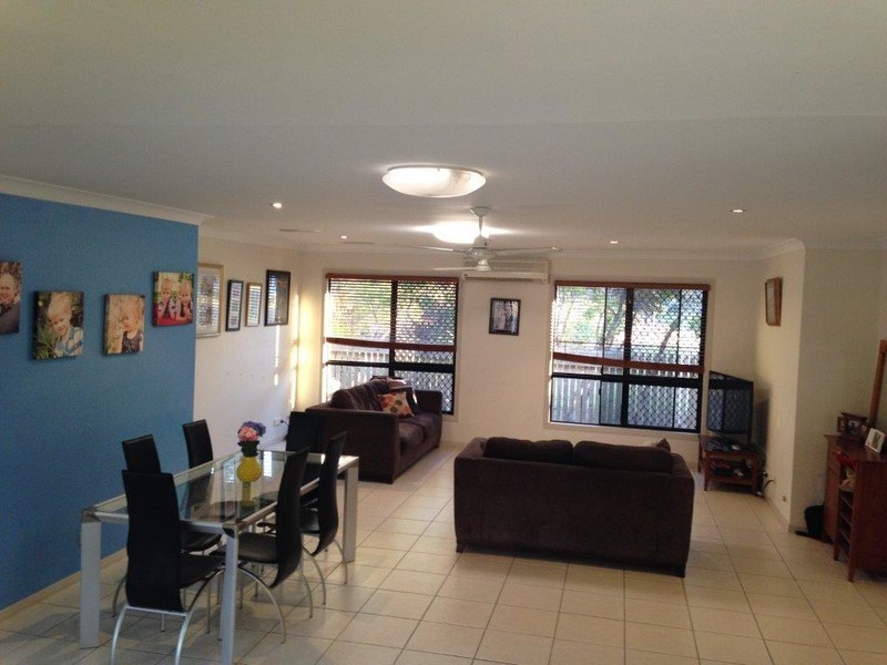 10 Minaret Way, Mount Louisa QLD 4814