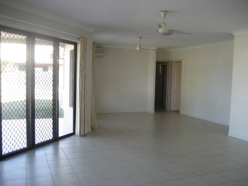 5 Monaro Circuit, Mount Louisa QLD 4814