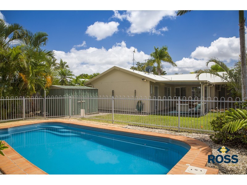 37 Templeton Crescent, Douglas QLD 4814