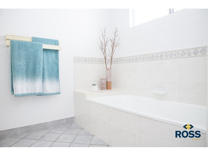 37 Templeton Crescent, Douglas QLD 4814