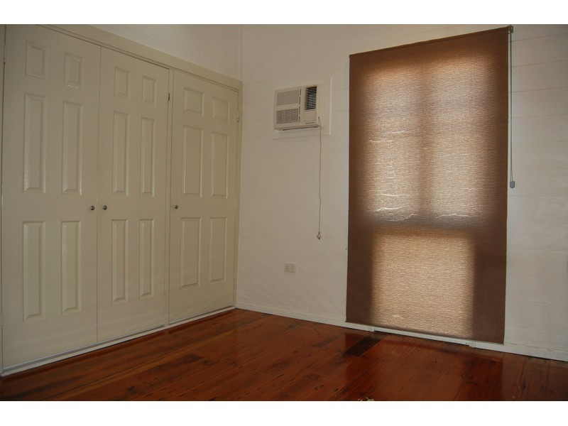 24 Ninth Avenue, Railway Estate QLD 4810