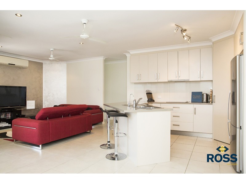 11 Dundabella Drive, Deeragun QLD 4818