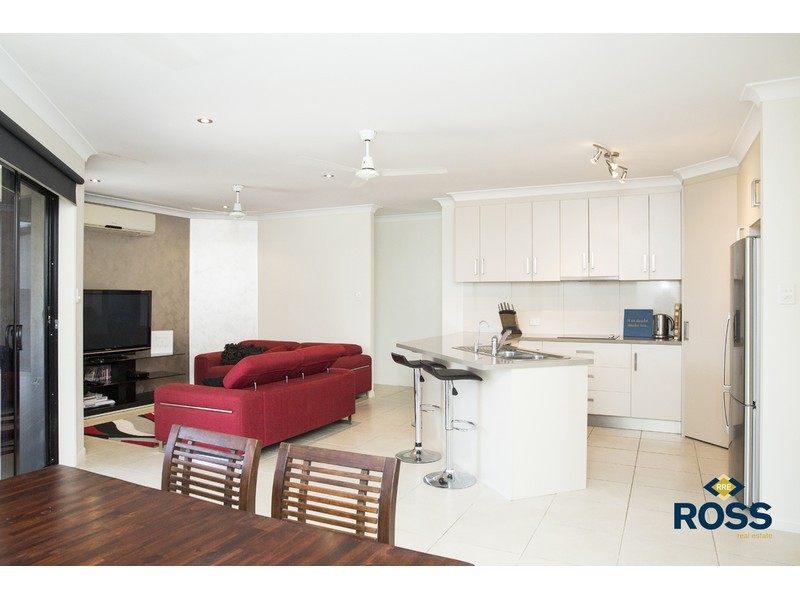 11 Dundabella Drive, Deeragun QLD 4818