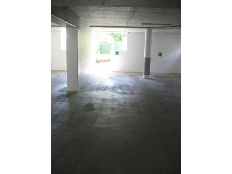 3/377 Stanley Street West, North Ward QLD 4810