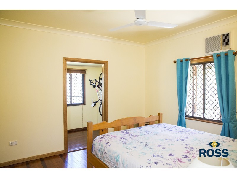 77 Gerard Street, Currajong QLD 4812